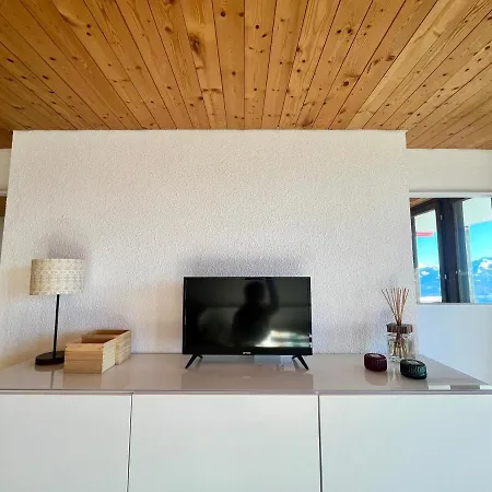 The Alpine By The Slopes & Frience *