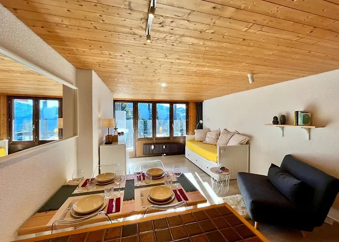 The Alpine By The Slopes & Frience Appartement