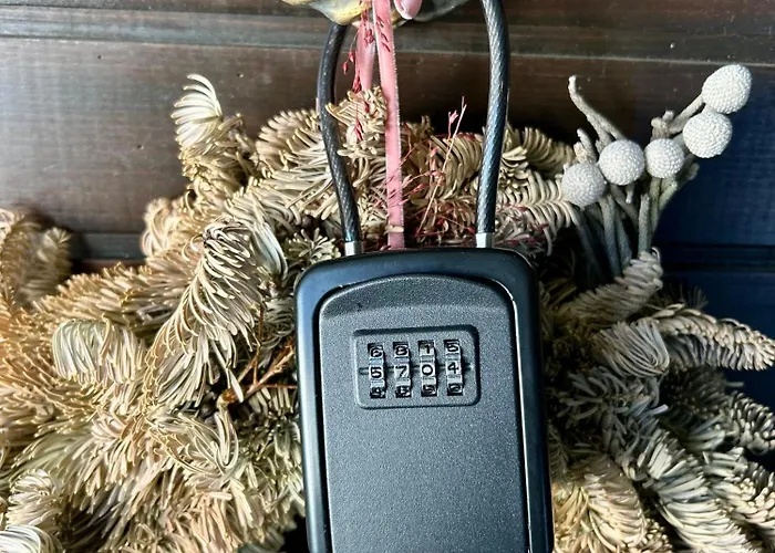 The Alpine By The Slopes & Frience *