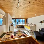 The Alpine By The Slopes & Frience 아파트